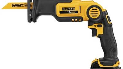 Scie sabre DeWALT